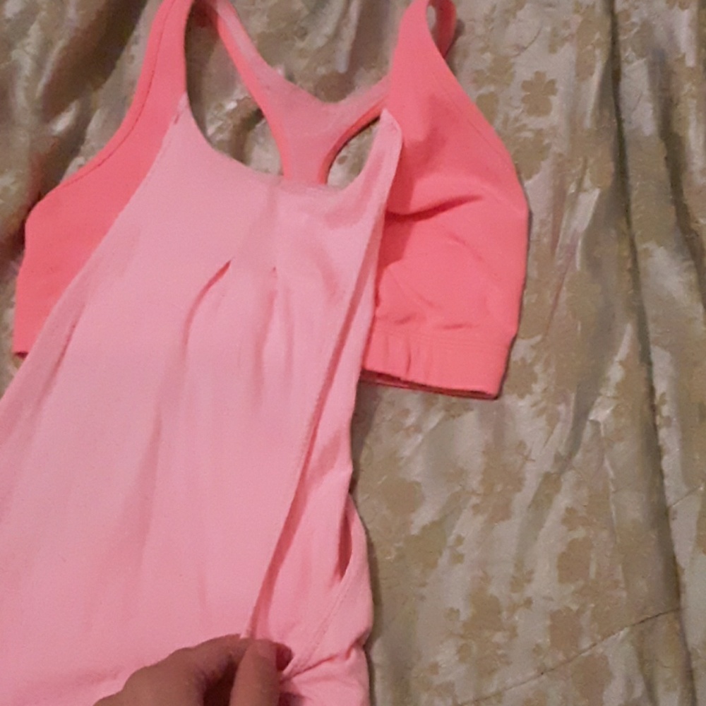 Lululemon Top - Picture 2 of 4
